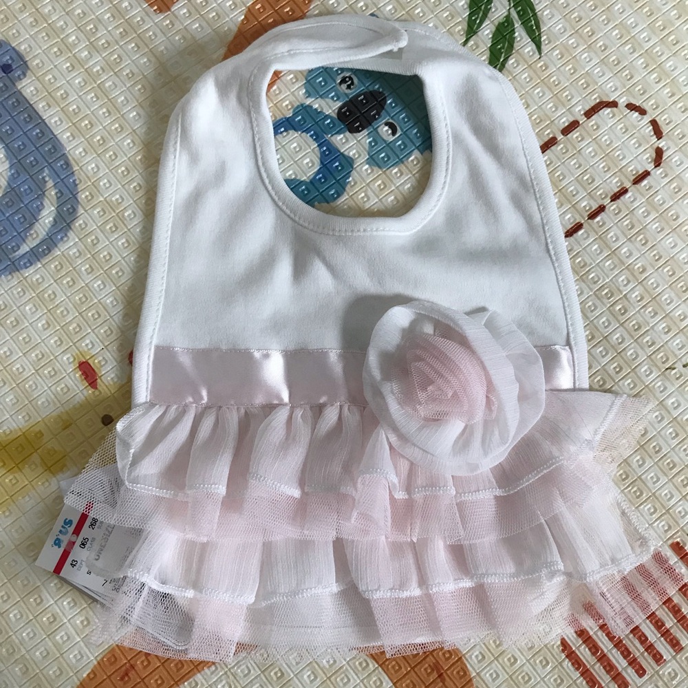 Tutu Flower Bib